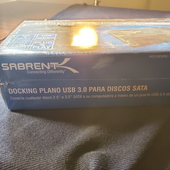 Sabrent USB 3.0 SATA Extrnl Hard Drive flat Docking Station - Picture 9 of 10